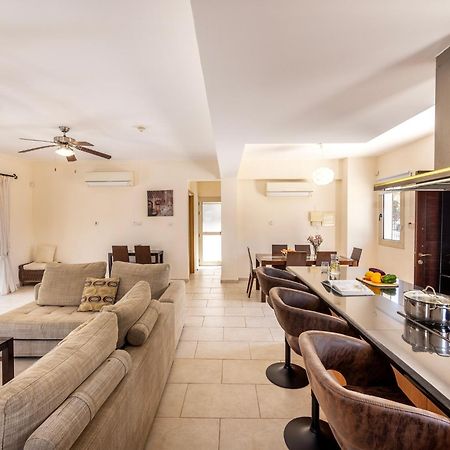 Villa Malama Paralimni Exterior foto
