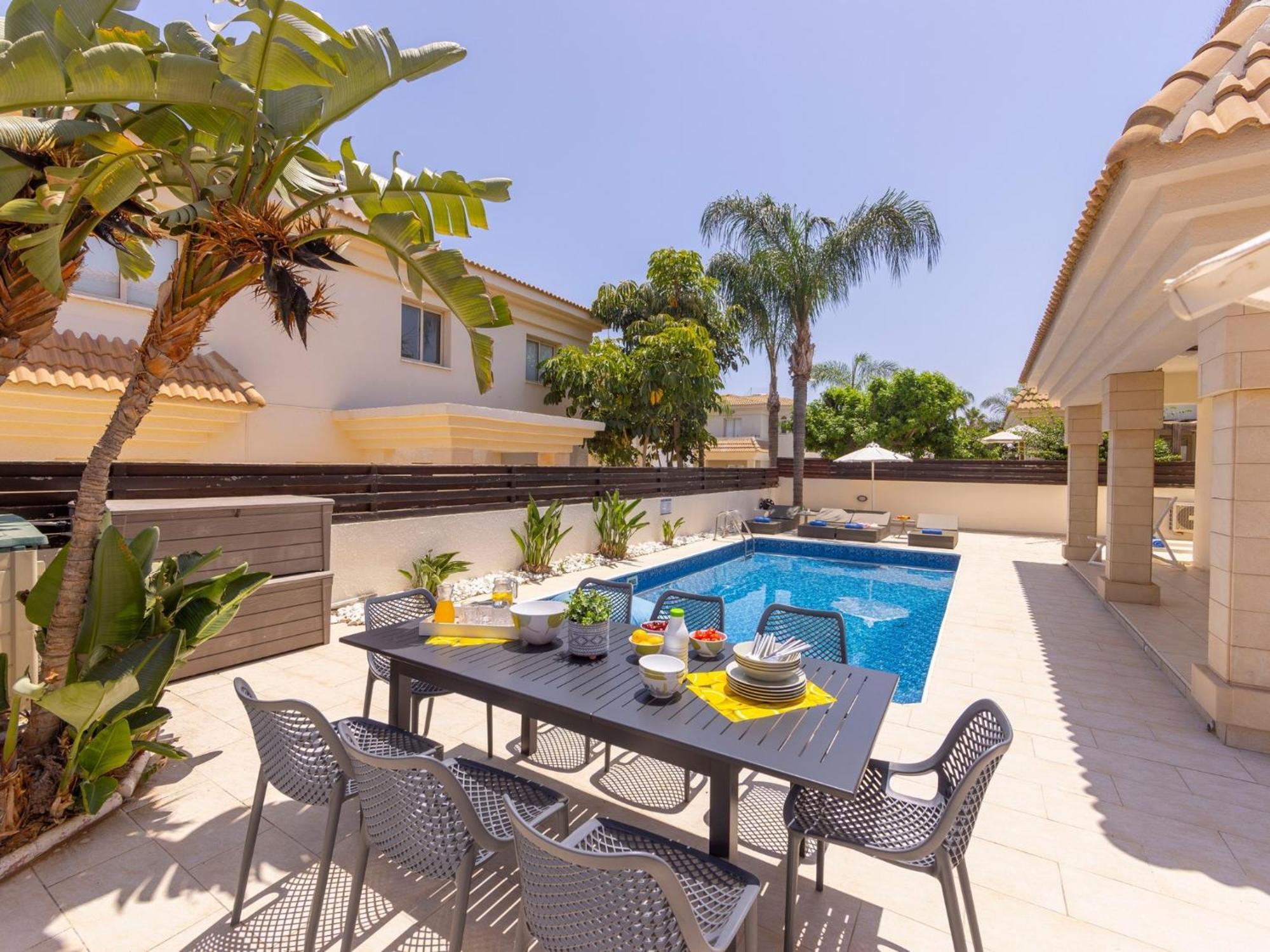 Villa Malama Paralimni Exterior foto